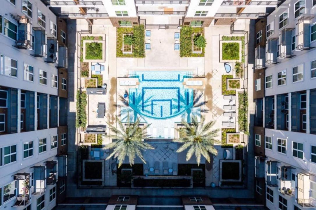 Downtown Apt Free Parking - Pool - Gym - Fully Kitchen 휴스턴 외부 사진
