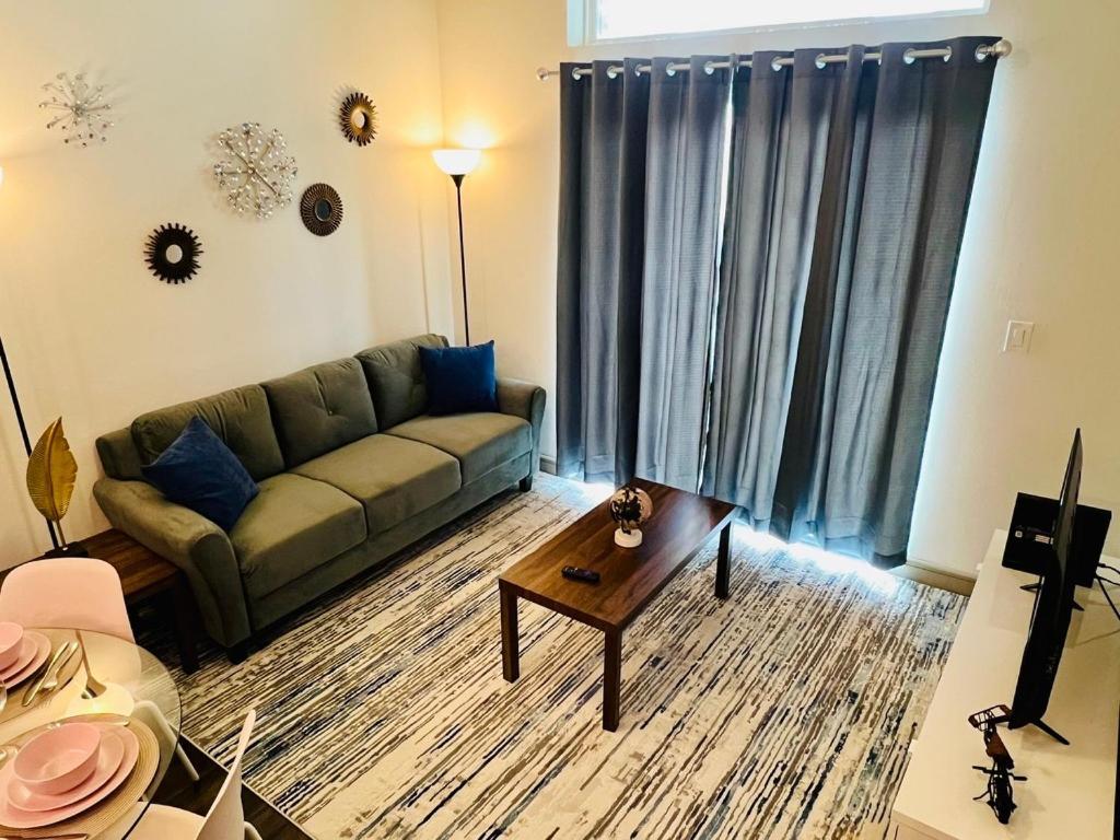 Downtown Apt Free Parking - Pool - Gym - Fully Kitchen 휴스턴 외부 사진