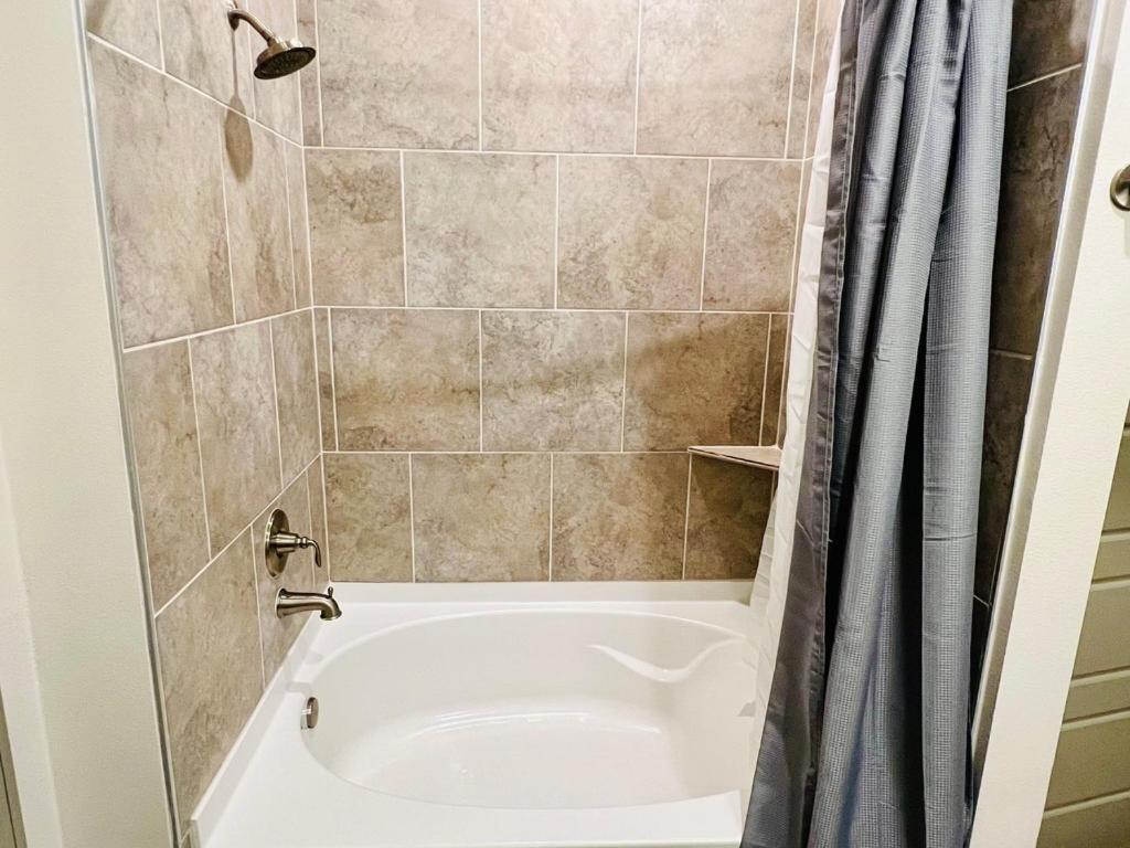 Downtown Apt Free Parking - Pool - Gym - Fully Kitchen 휴스턴 외부 사진