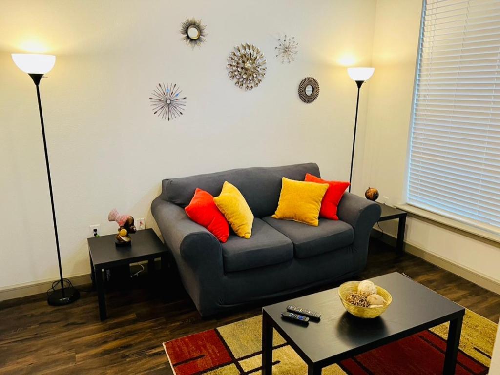 Downtown Apt Free Parking - Pool - Gym - Fully Kitchen 휴스턴 외부 사진